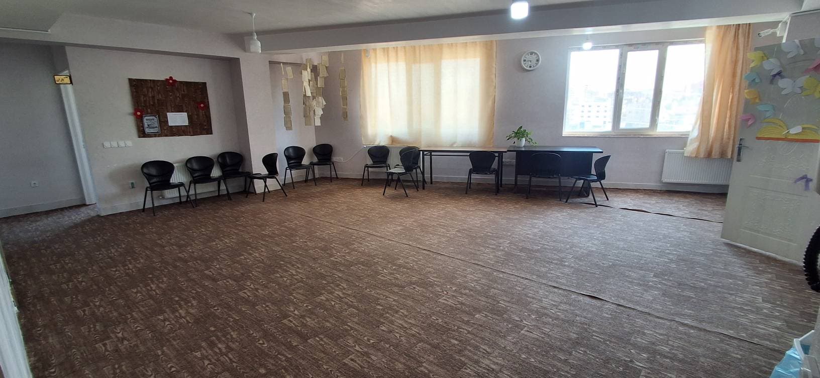 مدرسه غیردولتی دخترانه متوسطه دوره اول مهرنور